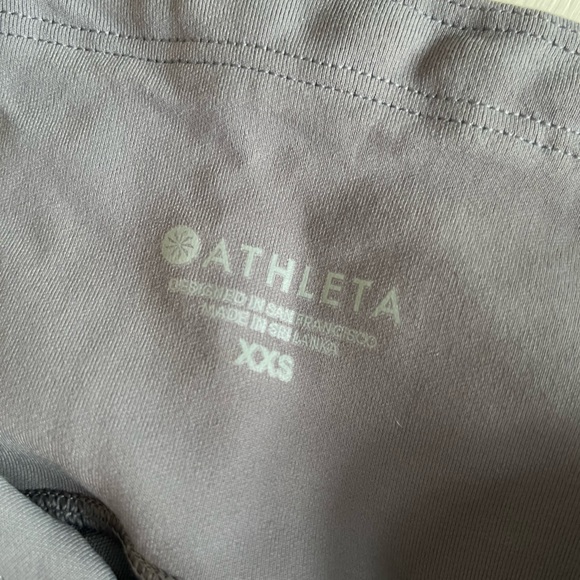 ☑️ NWT Athleta Up For Anything Capri 24" Leggings Size XXS in Gray - Picture 8 of 8